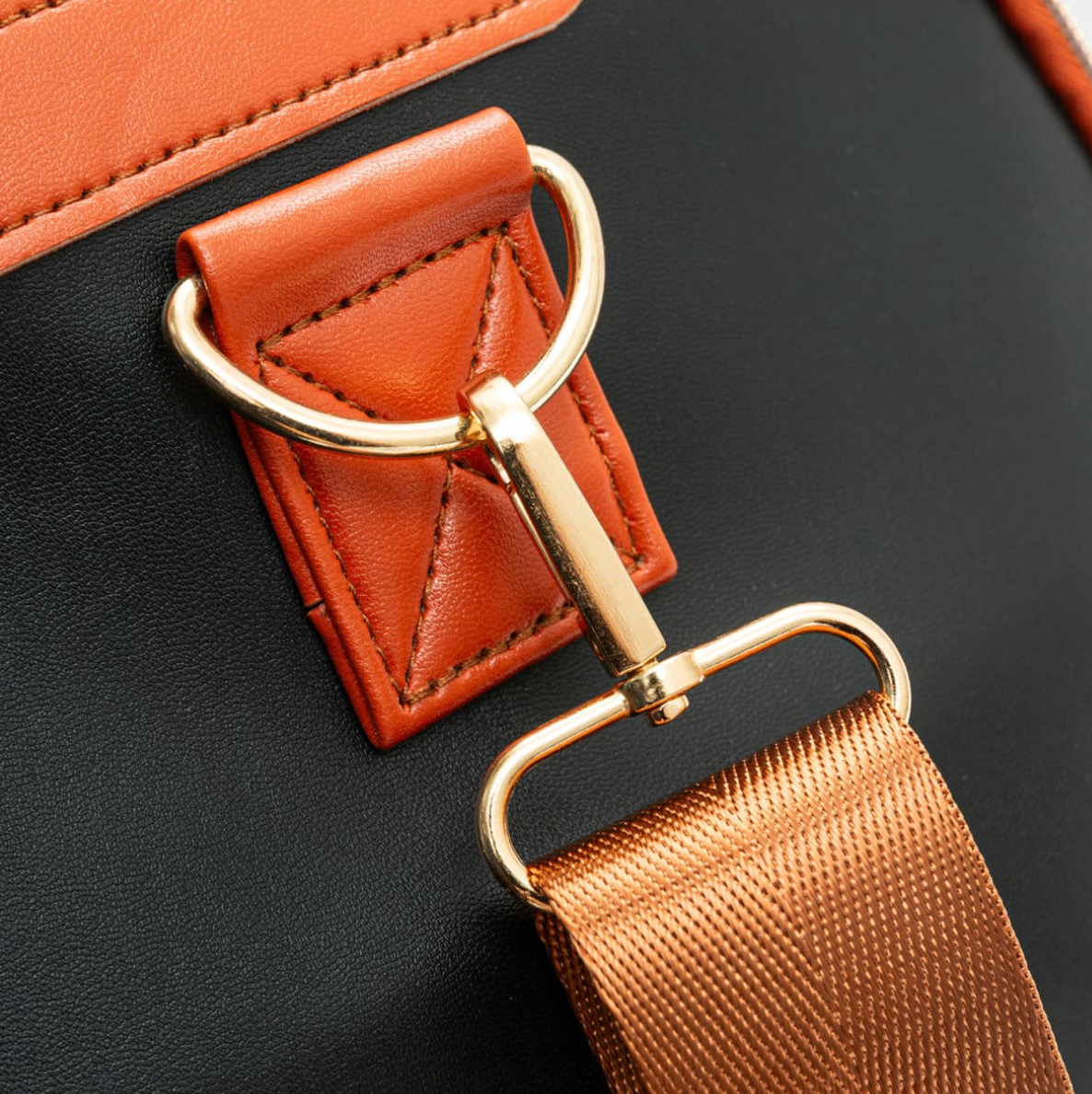 GENESIS™ FOLDABLE TRAVEL BAG New Era